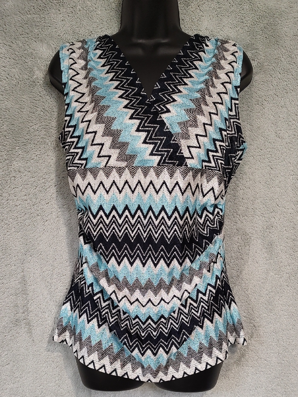 Ann Taylor Sleeveless V-Neck Zigzag Knit Tank - Blue/Black/White